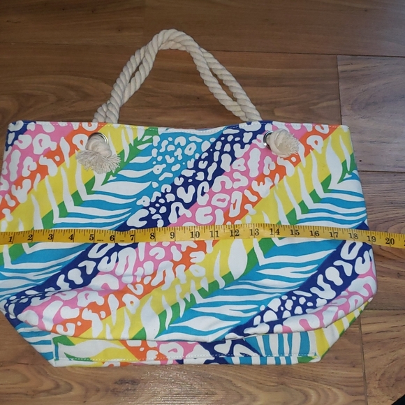 Multi colored summer tote - Picture 7 of 7